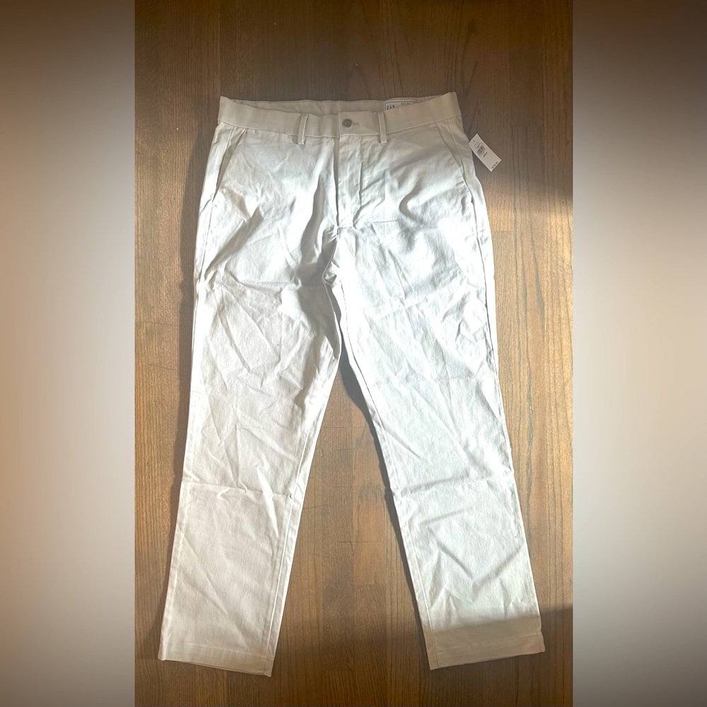 Gap NWT Khaki Straight Dress Pants-Size 32 x 30